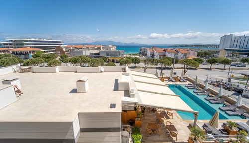 Suite clásica, vistas al mar