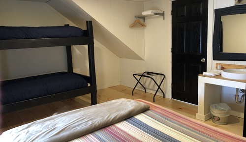 Habitación familiar, varias camas