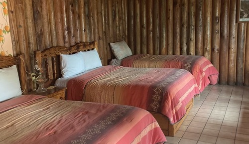 Habitación triple estándar, varias camas, vistas al valle