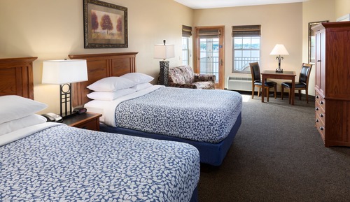 Habitación estándar, 2 camas de matrimonio, vistas al lago