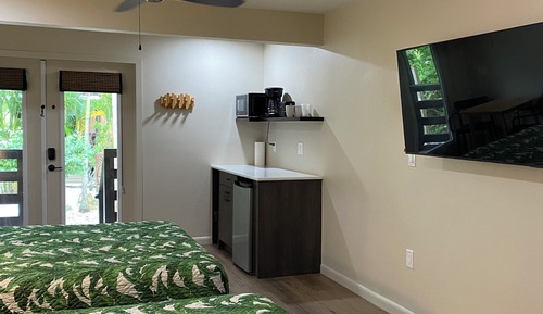 Habitación básica, balcón (Room 1-6)