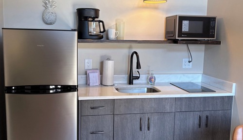 Habitación, balcón (Eff 1-5, 2-2, 2-5, 3-5, 3-1, 1-2H/C)