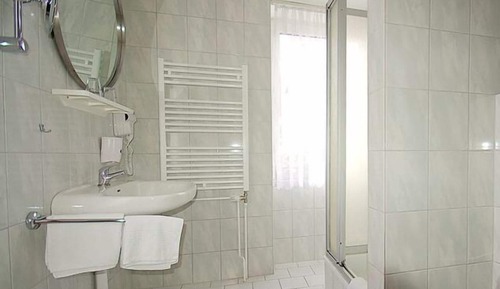 Habitación con 2 camas individuales