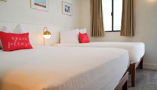 Royal Tower- Streetside Efficiency - Dog Friendly