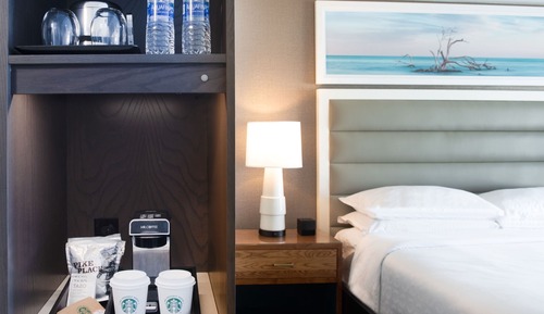 Suite familiar, varias camas, vistas al complejo turístico