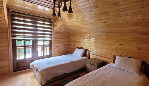 Habitación con 2 camas individuales