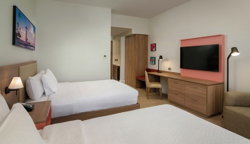 Habitación, 2 camas de matrimonio (Higher Oceanfront View)