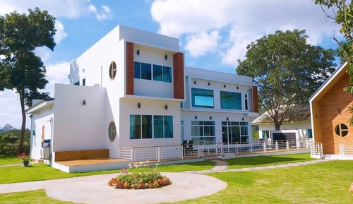 Villa Deluxe