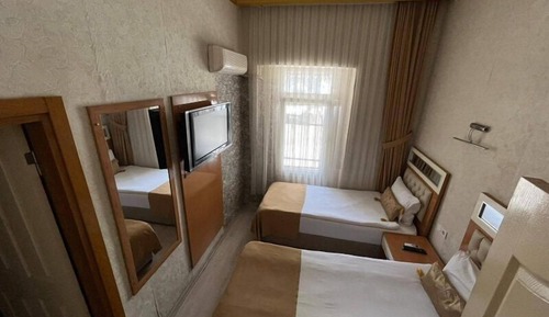 Habitación con 2 camas individuales