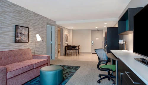 Suite, 1 cama de matrimonio grande, accesible para personas con discapacidad (Roll-In Shower)