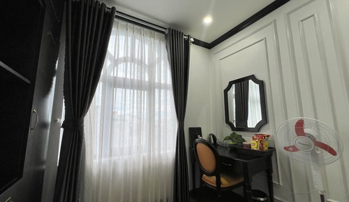 Habitación superior, 1 cama de matrimonio grande, vistas a la ciudad