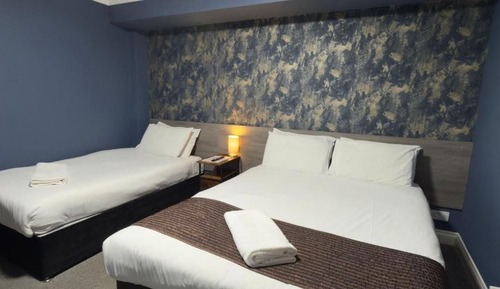 Suite, baño privado