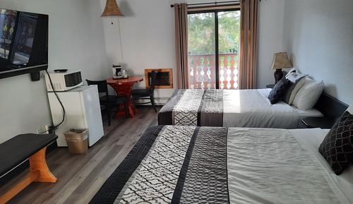 Habitación superior, vistas al parque, junto a la montaña