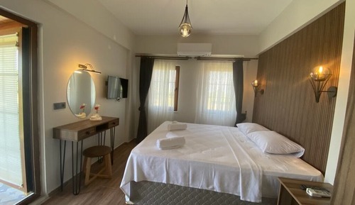 Habitación estándar doble, balcón, vistas al jardín