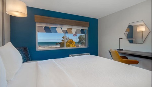 Habitación estándar, 2 camas de matrimonio, vistas al lago