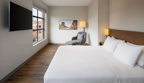 Suite, 1 cama de matrimonio grande con sofá cama, bañera