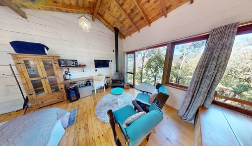 Basic Cabin, Jetted Tub