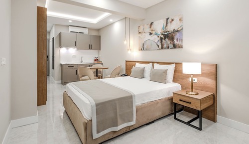 Double Room with Seaview, direct access to pool