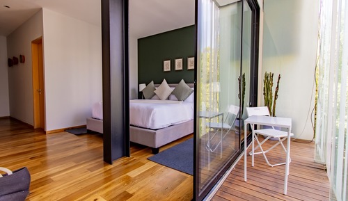 Apartamento superior, 2 habitaciones, balcón, vistas a la ciudad