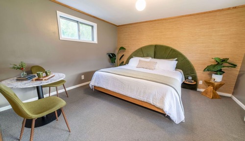 Habitación clásica, 1 cama de matrimonio grande, frigorífico y microondas