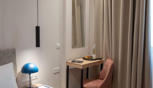 Habitación estándar con 1 cama doble o 2 individuales