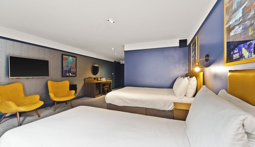 Habitación triple clásica