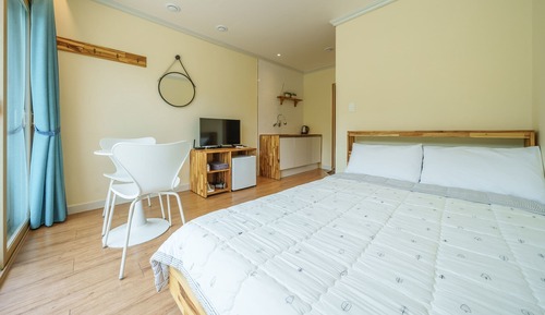 Habitación básica, 1 habitación (102(Ocean View/No cooking))