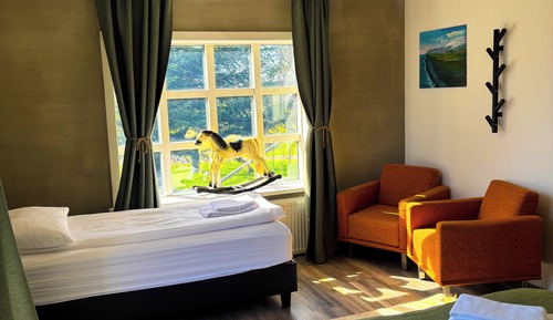 Habitación familiar, balcón