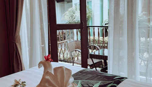 Superior Street View, 2 SGL Beds