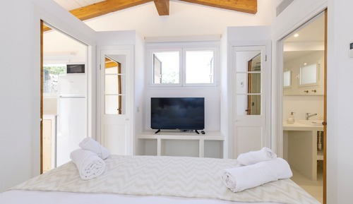 Apartamento Elite, 1 habitación, patio, vistas al jardín