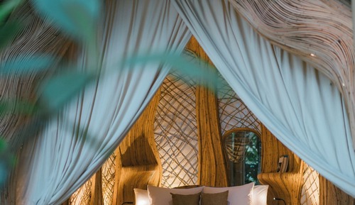 Villa (Hideout Flow)