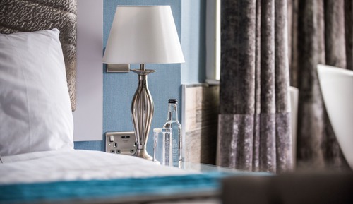 Habitación económica con 1 cama doble o 2 individuales