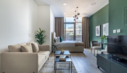 Business Studio Burj Daman 312