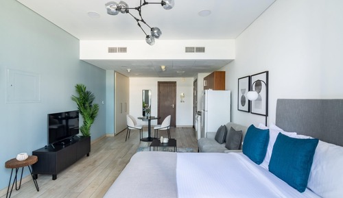 Business Studio Burj Daman 315