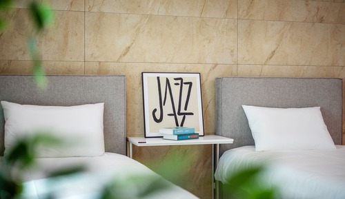 Habitación familiar con 2 camas individuales