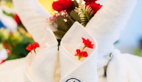 Deluxe Premium Pool Access