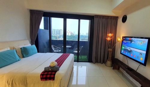 Estudio Business, vistas a la ciudad, junto al lago