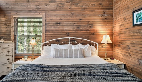 Casa de lujo en un árbol, vistas al río