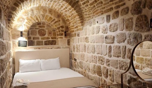 Habitación estándar doble, 1 cama de matrimonio (oda 103)