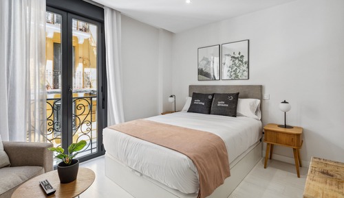 Studio (First floor)