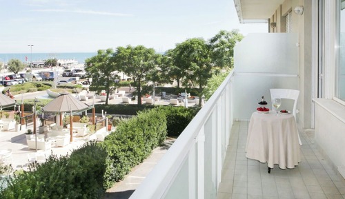 Apartamento Deluxe, 1 cama de matrimonio con sofá cama, no fumadores, vistas al mar