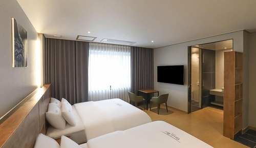 Habitación con 2 camas individuales