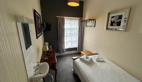 Habitación individual clásica, baño compartido, vistas al mar (Room 1 - 10)