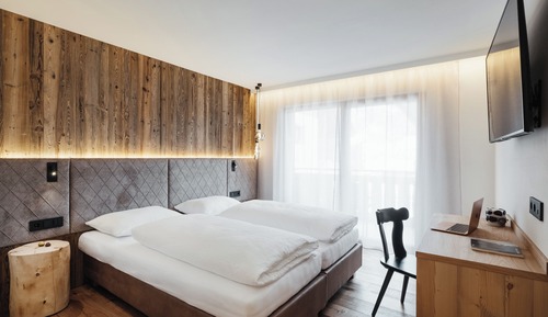 Habitación Confort con 1 cama doble o 2 individuales