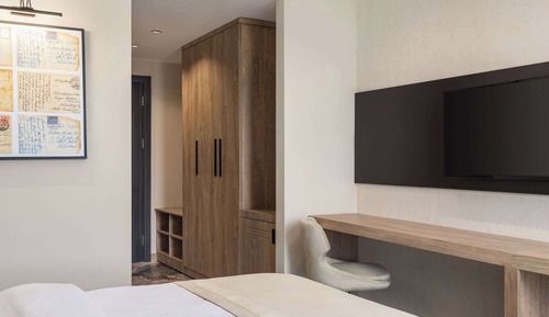 Habitación, 1 cama de matrimonio grande, accesible para personas con discapacidad (Hearing)