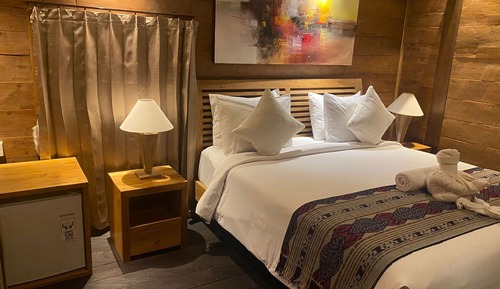 Habitación Deluxe doble, vistas a la piscina