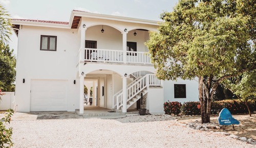 Signature House, 2 Bedrooms, Sea View