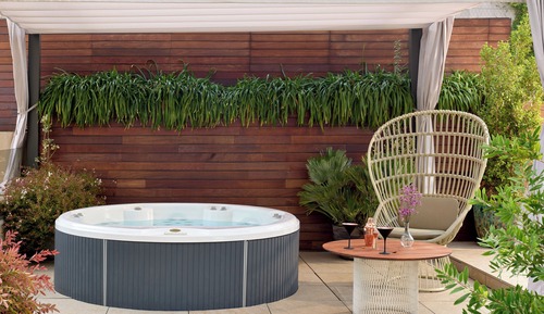 Studio ME + Suite Terrace & Jacuzzi City View