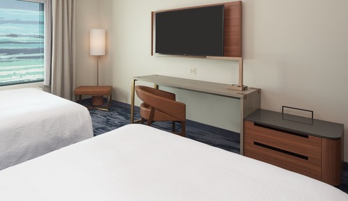 Habitación estándar, 2 camas de matrimonio (Mobility Accessible, Roll-In Shower)