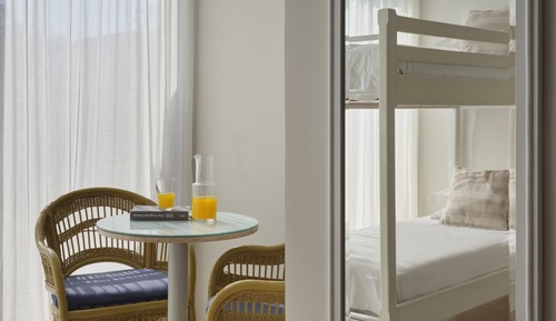 Family Room Inland View with Partition